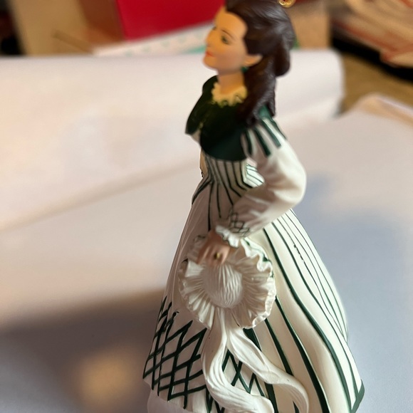Hallmark Gone with the Wind Series Scarlett O’Hara. - Picture 7 of 15